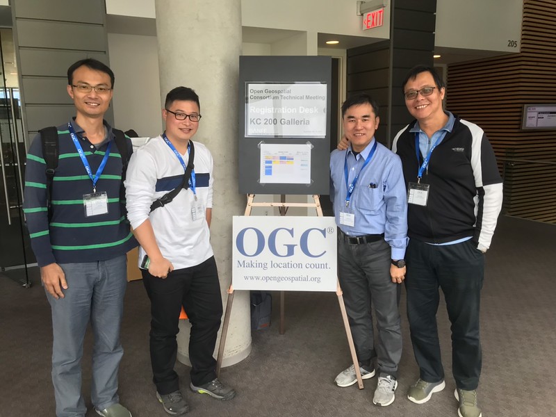GIS.FCU赴加拿大參與第112屆OGC TC Meeting